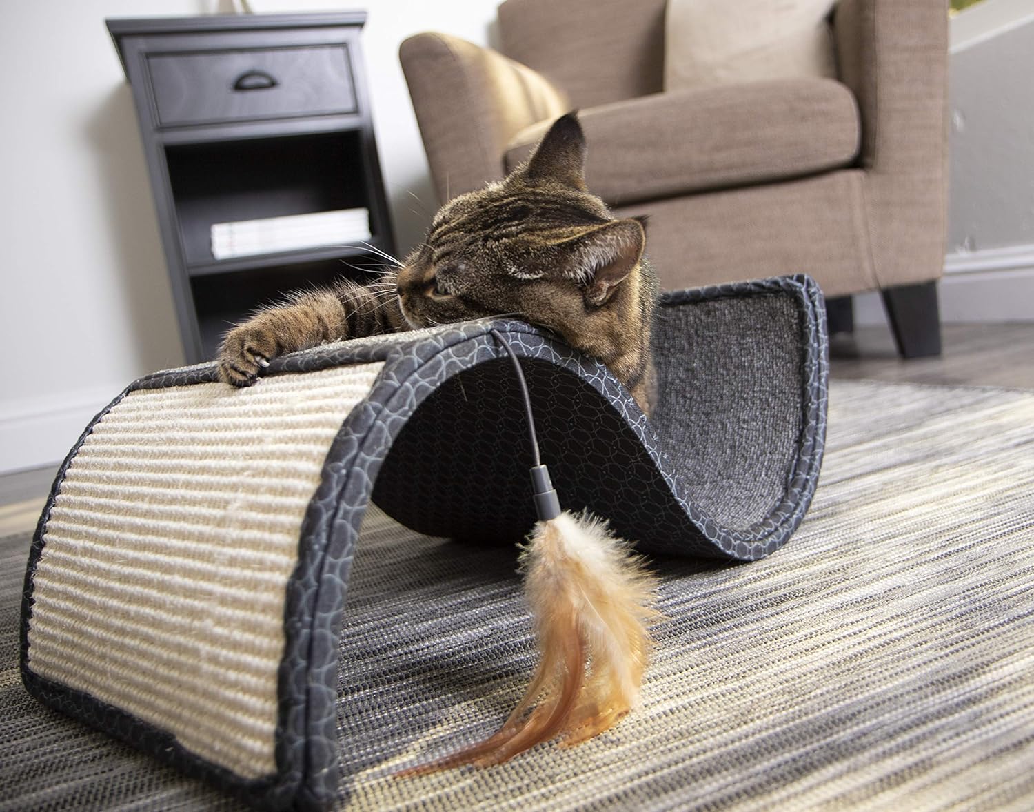 SmartyKat Rampa rascadora para gatos con ángulo de sisal, incluye hierba gatera, natural, talla única 